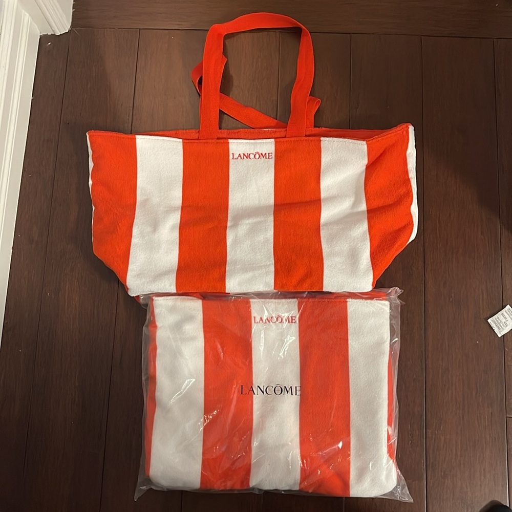 Lancôme striped beach towel bags